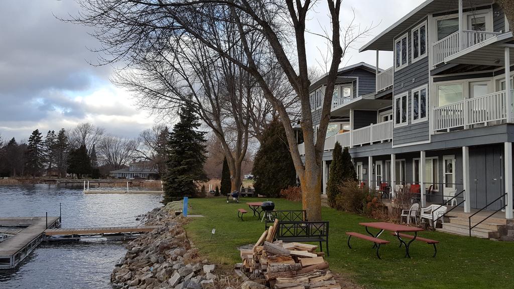 Snug Harbor Hotel 3*