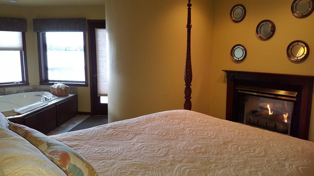 Hotel Snug Harbor