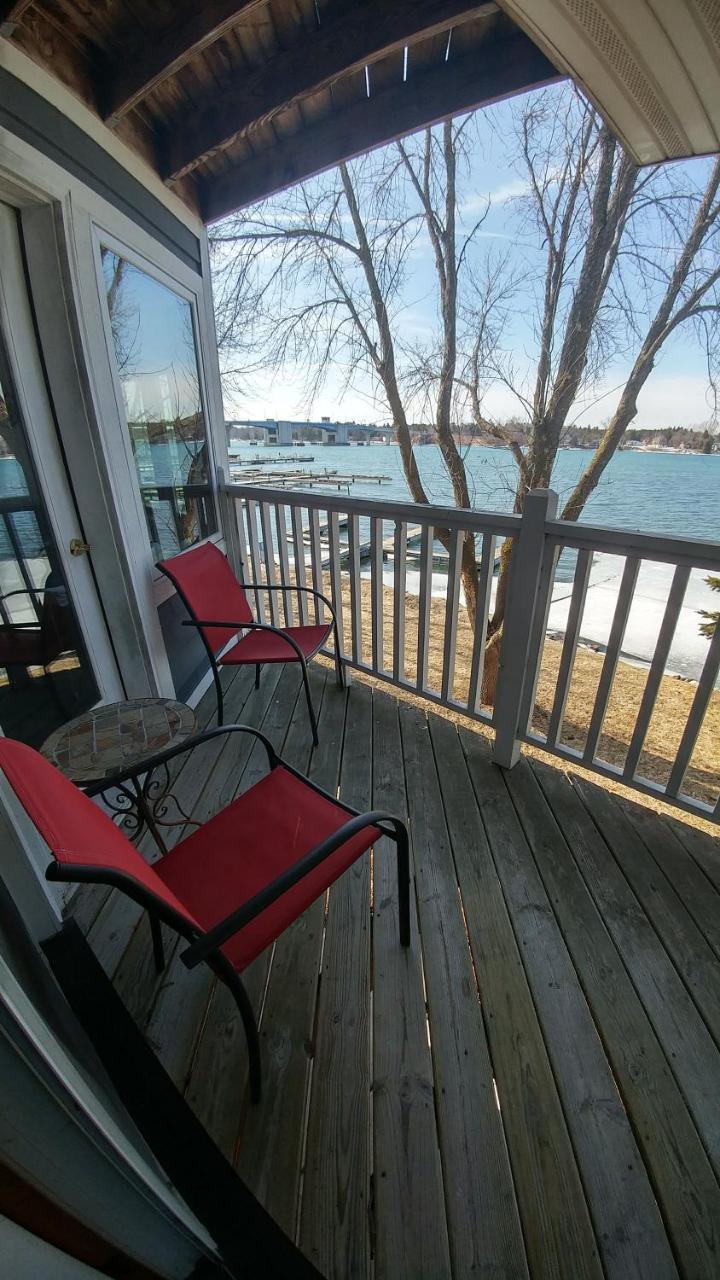 Hotel Snug Harbor Sturgeon Bay