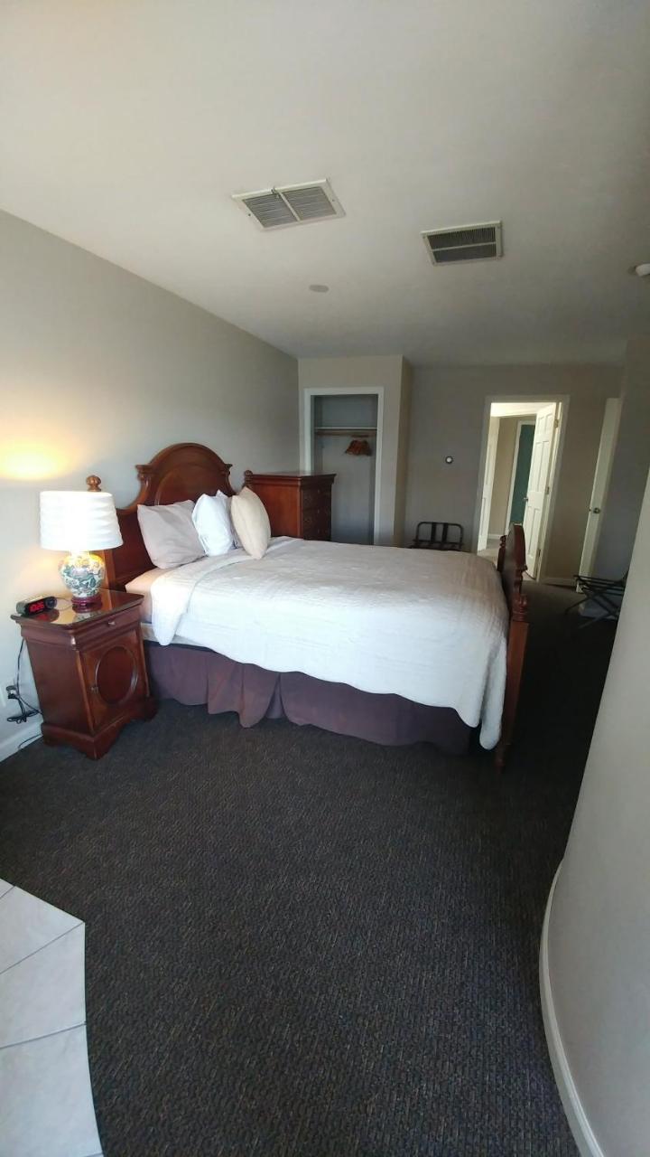 Hotel Snug Harbor 3*