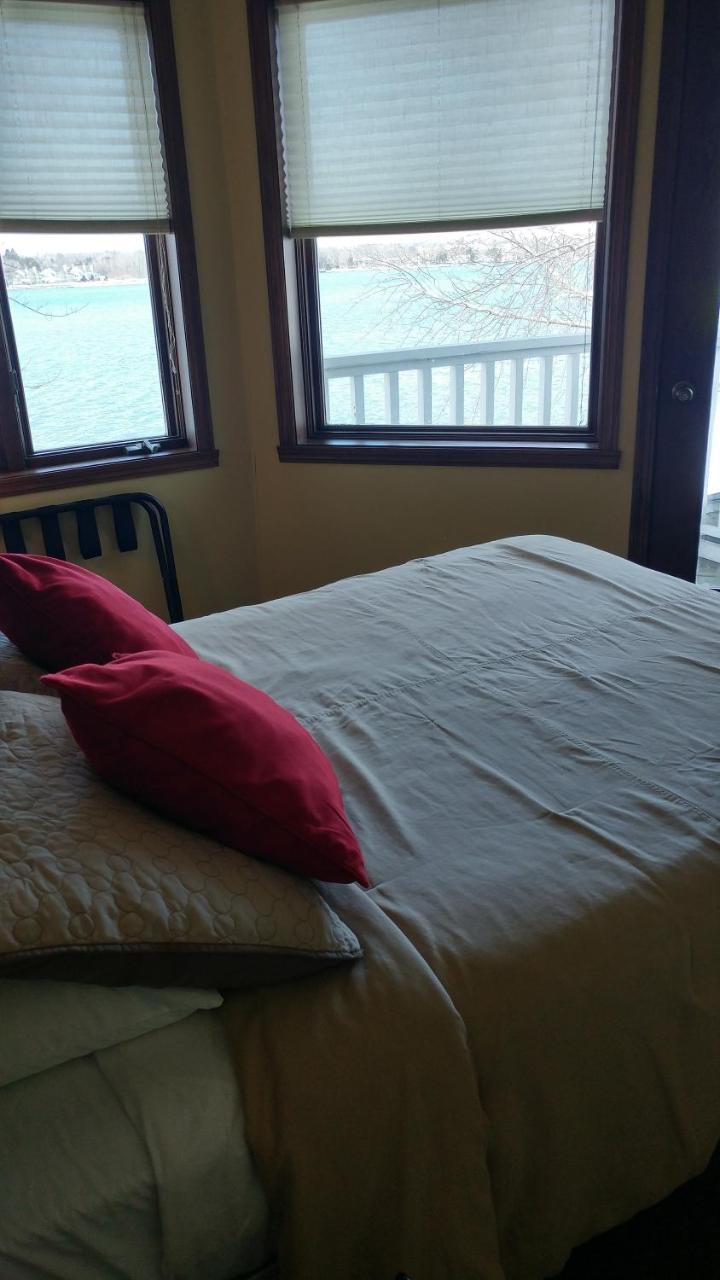 Hotel Snug Harbor 3*
